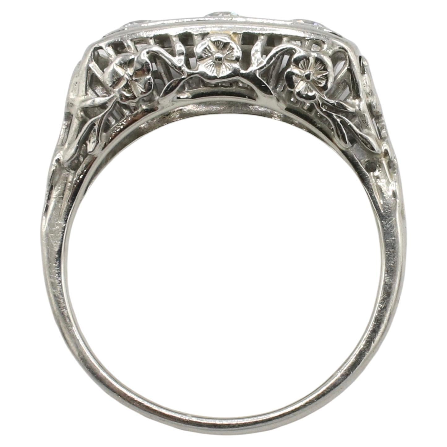 Art Deco 18 Karat White Gold Old European Cut Natural Diamond Three-Stone Ring In Excellent Condition For Sale In  Baltimore, MD
