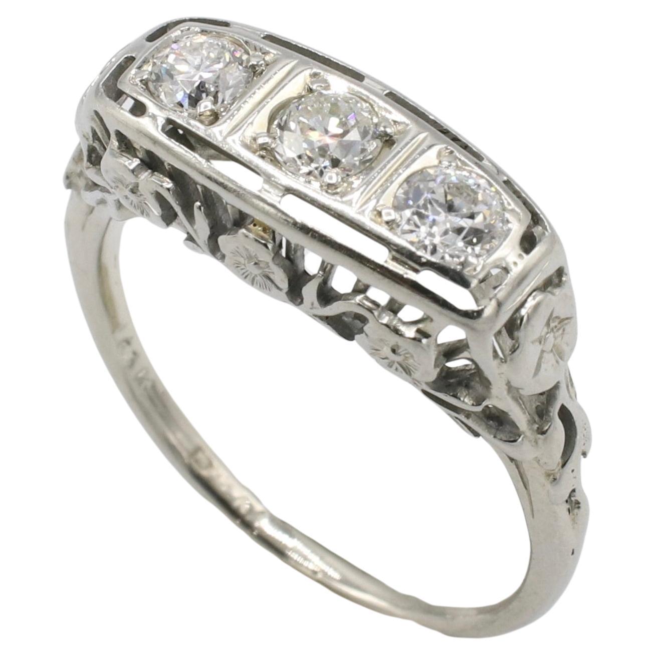 Women's Art Deco 18 Karat White Gold Old European Cut Natural Diamond Three-Stone Ring For Sale