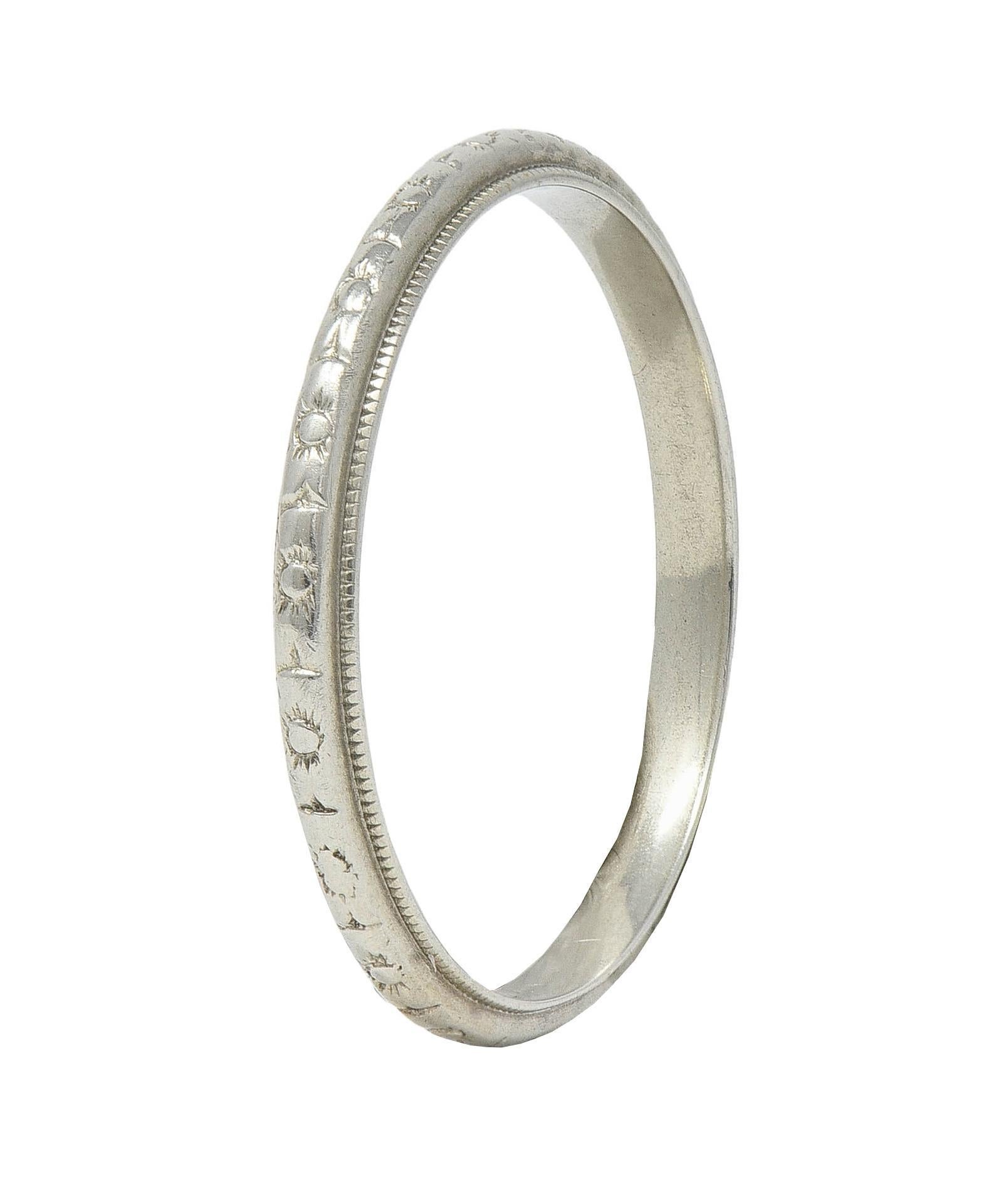 Art Deco 18 Karat White Gold Orange Blossom Vintage Stacking Band Ring In Good Condition For Sale In Philadelphia, PA