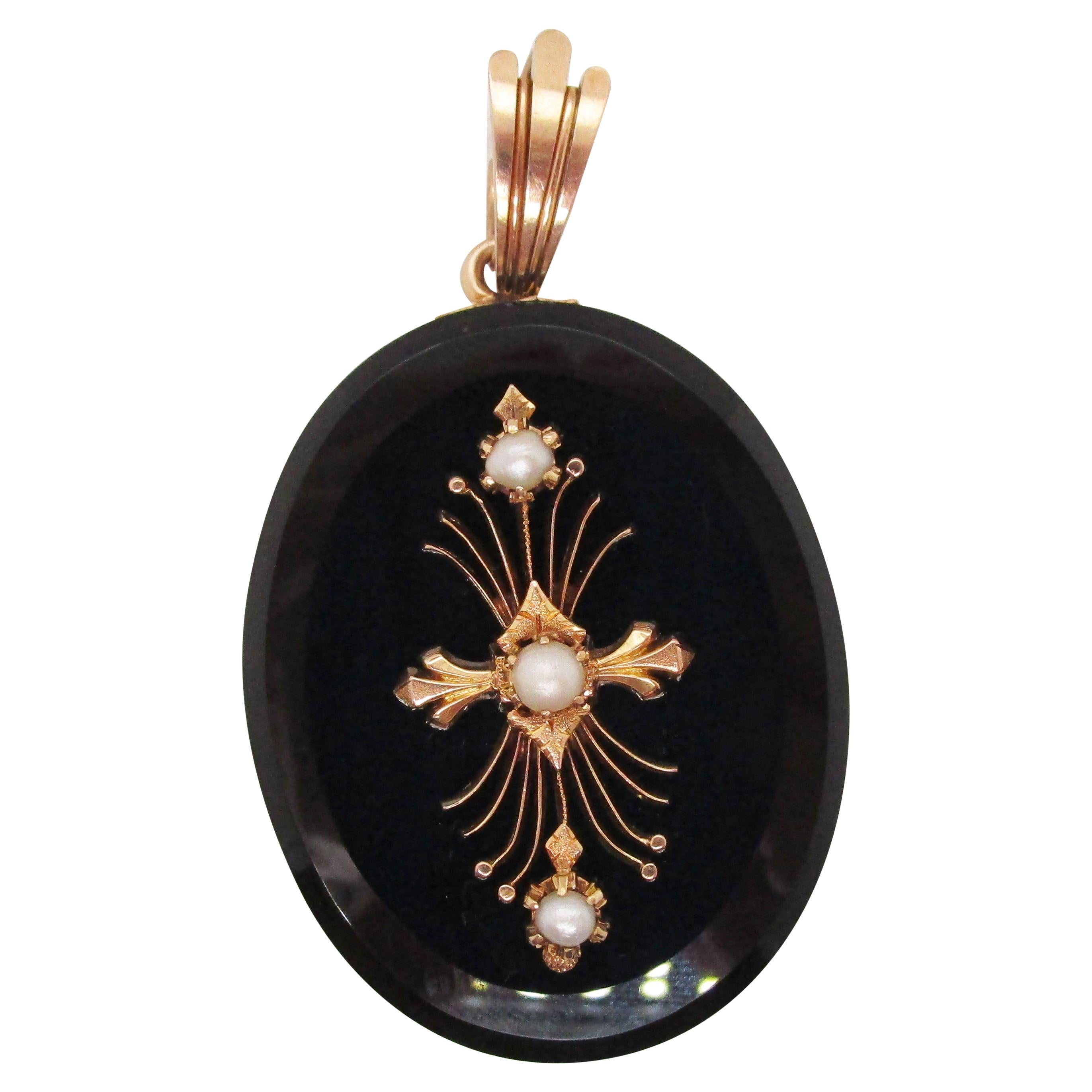 Victorian 18 Karat Yellow Gold Black Onyx and Pearl Pendant