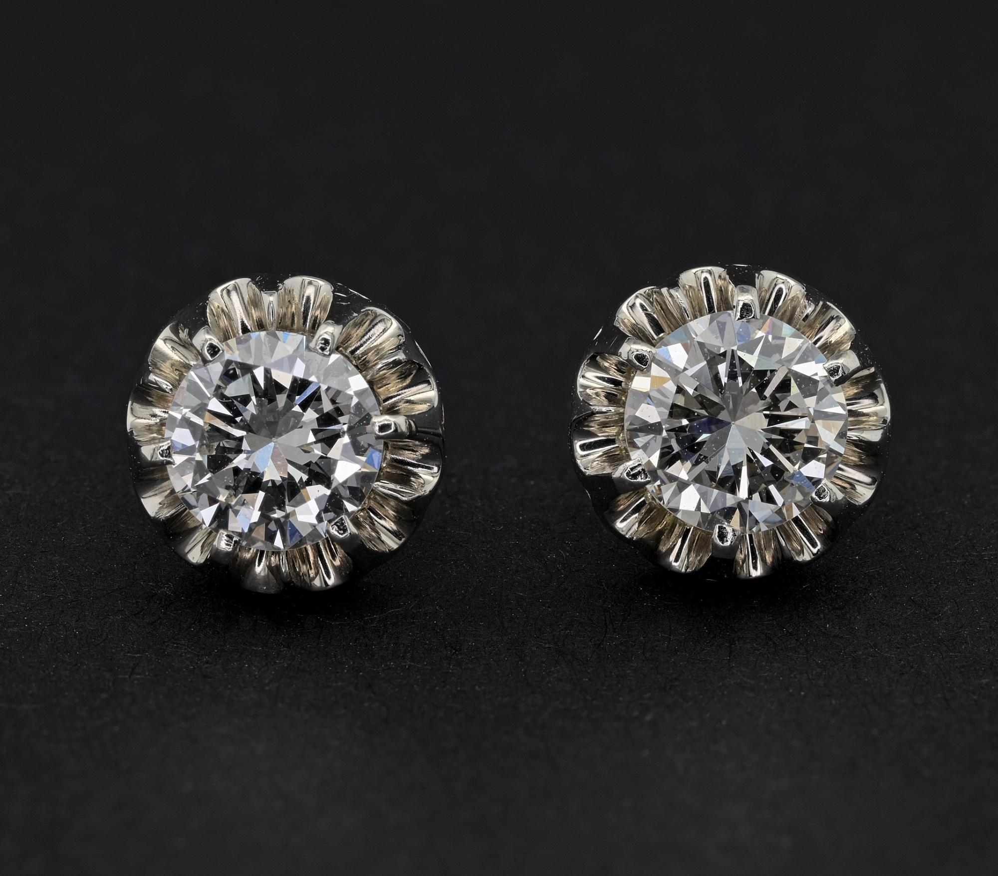 These exquisite and classy Diamond Studs from the Art Deco period are the epitome of elegance
Perfect complement for all occasions, beautifully hand crafted in a substantial mount made during the time of solid 18 Kt gold, with the authentic