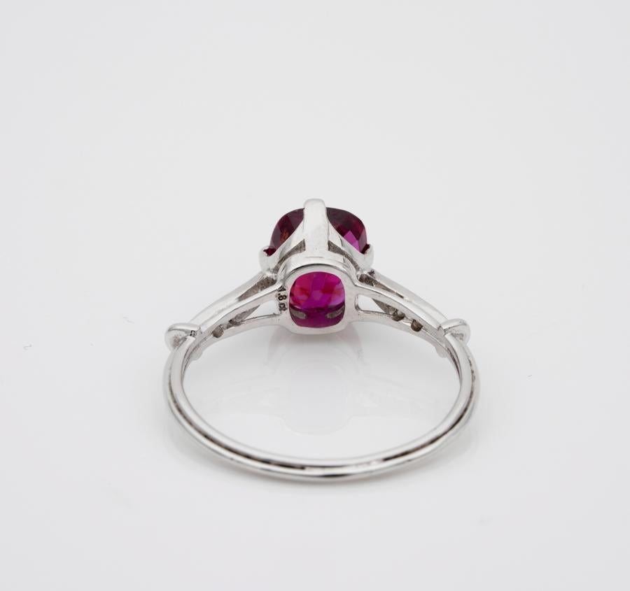 Art Deco 1.80 Carat Natural No Heat Ruby Diamond Platinum Ring 4