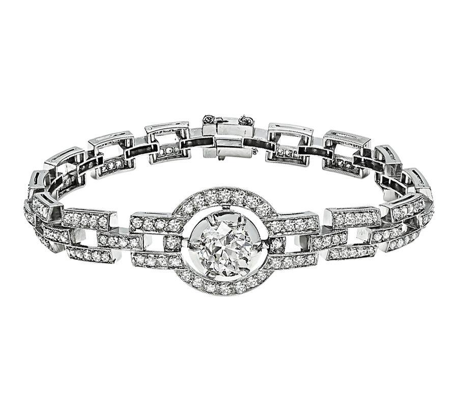 Taille vieille mine Bracelet en platine Art déco avec diamant central de 1,80 carat et diamants latéraux de 3,50 carats