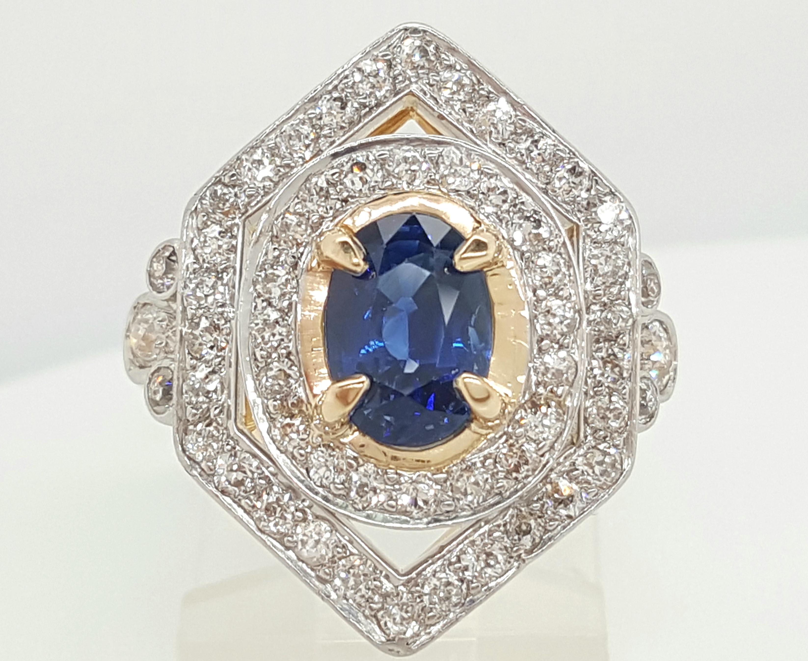 Art Deco 1.81 Carat Blue Sapphire and Diamond Cocktail Ring in 18K and Platinum For Sale 1