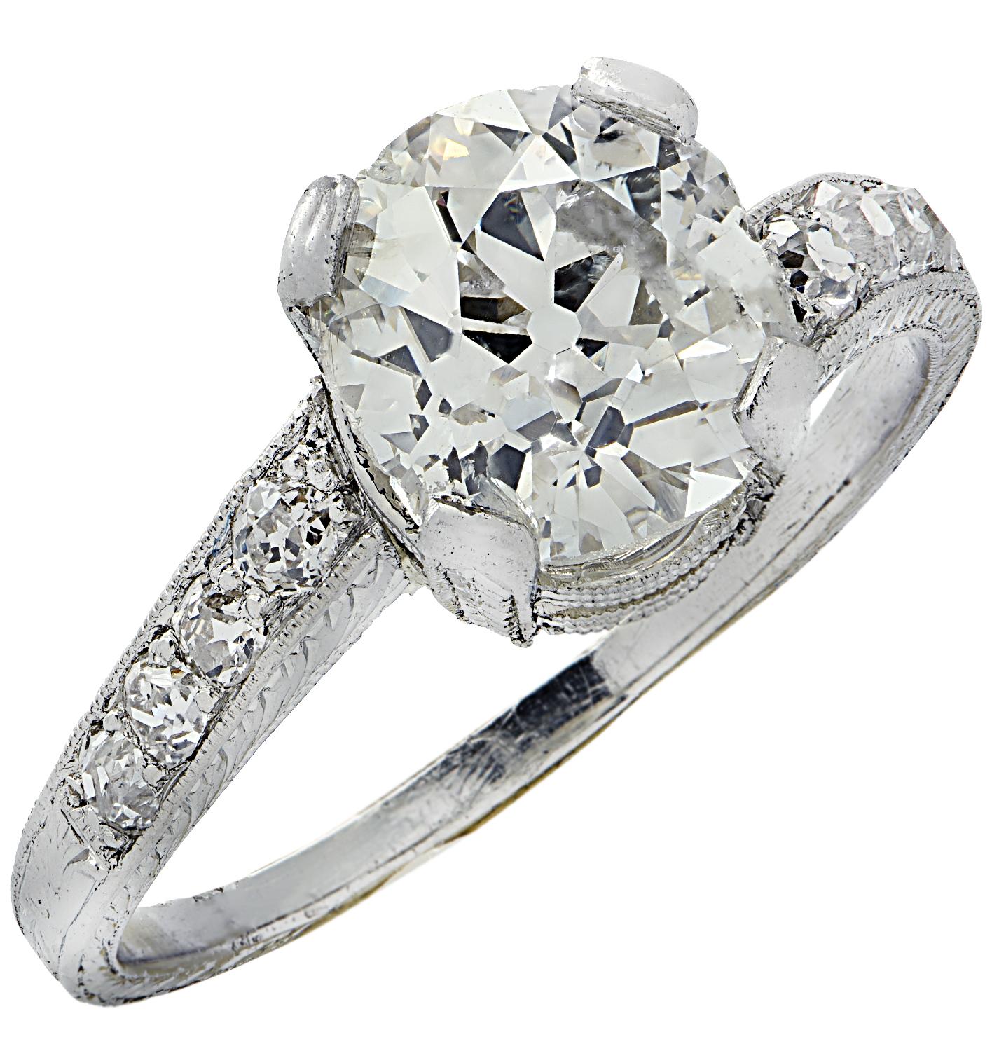 Women's Art Deco 1.81 Carat Diamond Engagement Ring For Sale