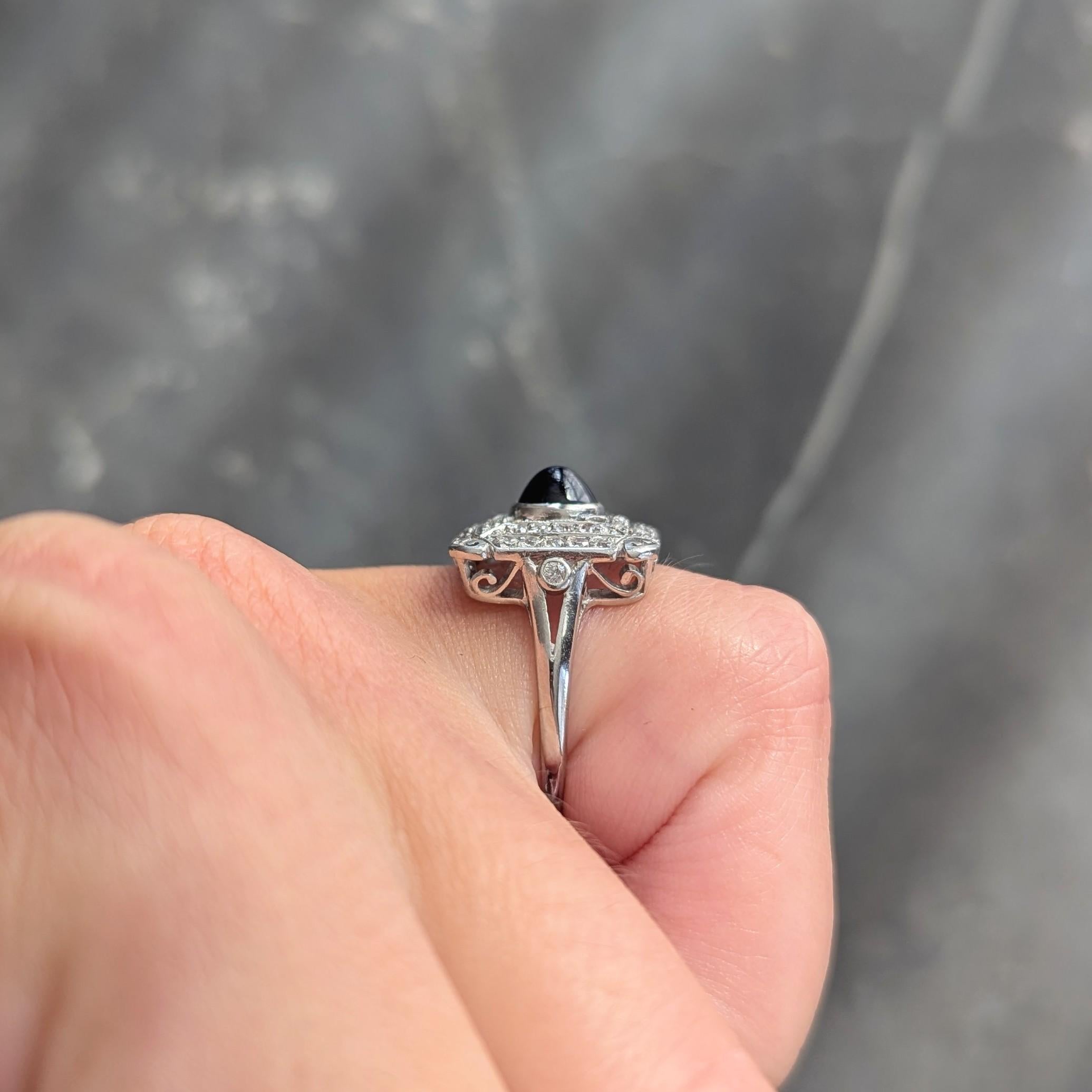 Anello da cena vintage in platino con zaffiro e diamante da 1,81 CTW Art of Vintage in vendita 6