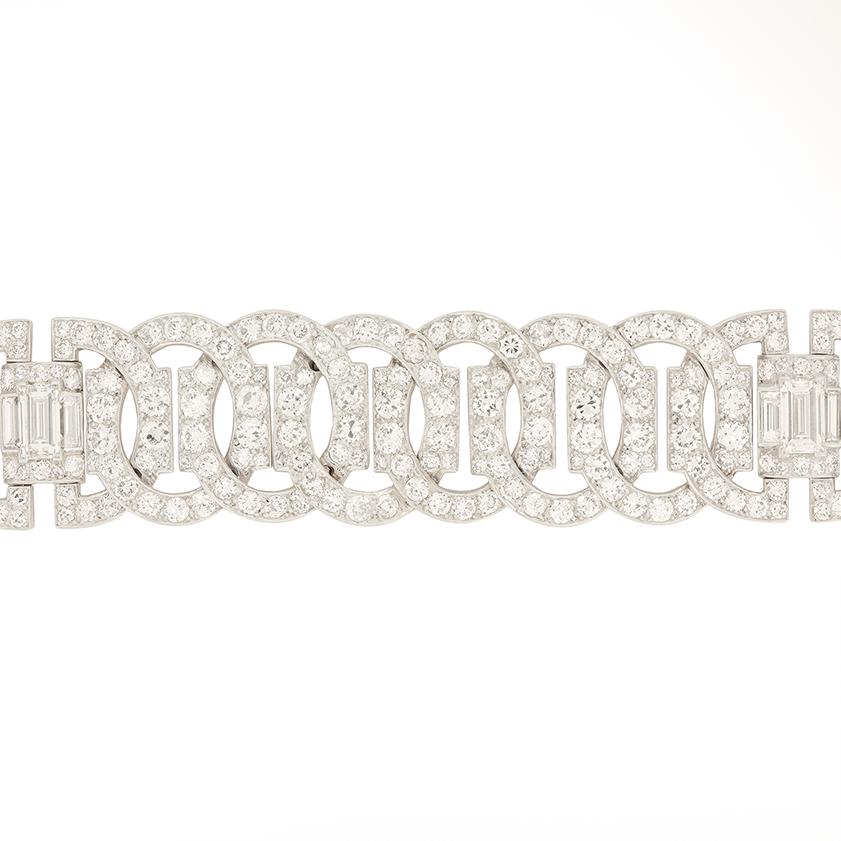 Baguette Cut Art Deco 18.20ct Diamond Bracelet, c.1920s For Sale