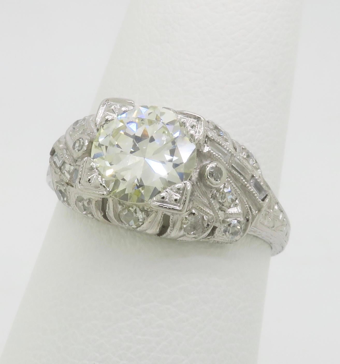 Art Deco 1.82CTW Diamond Ring Crafted in Platinum In Excellent Condition For Sale In Webster, NY