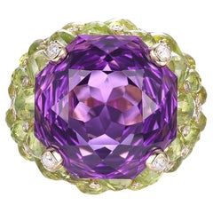 Anello Art Deco con diamante ametista e peridoto da 18,68 carati in oro giallo 14 carati