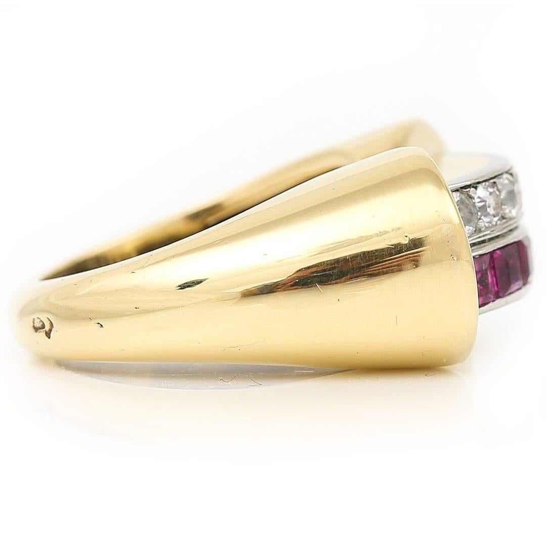 Women's or Men's Art Deco 18ct Gold French Ruby and Diamond Tank Ring, Circa 1940 For Sale
