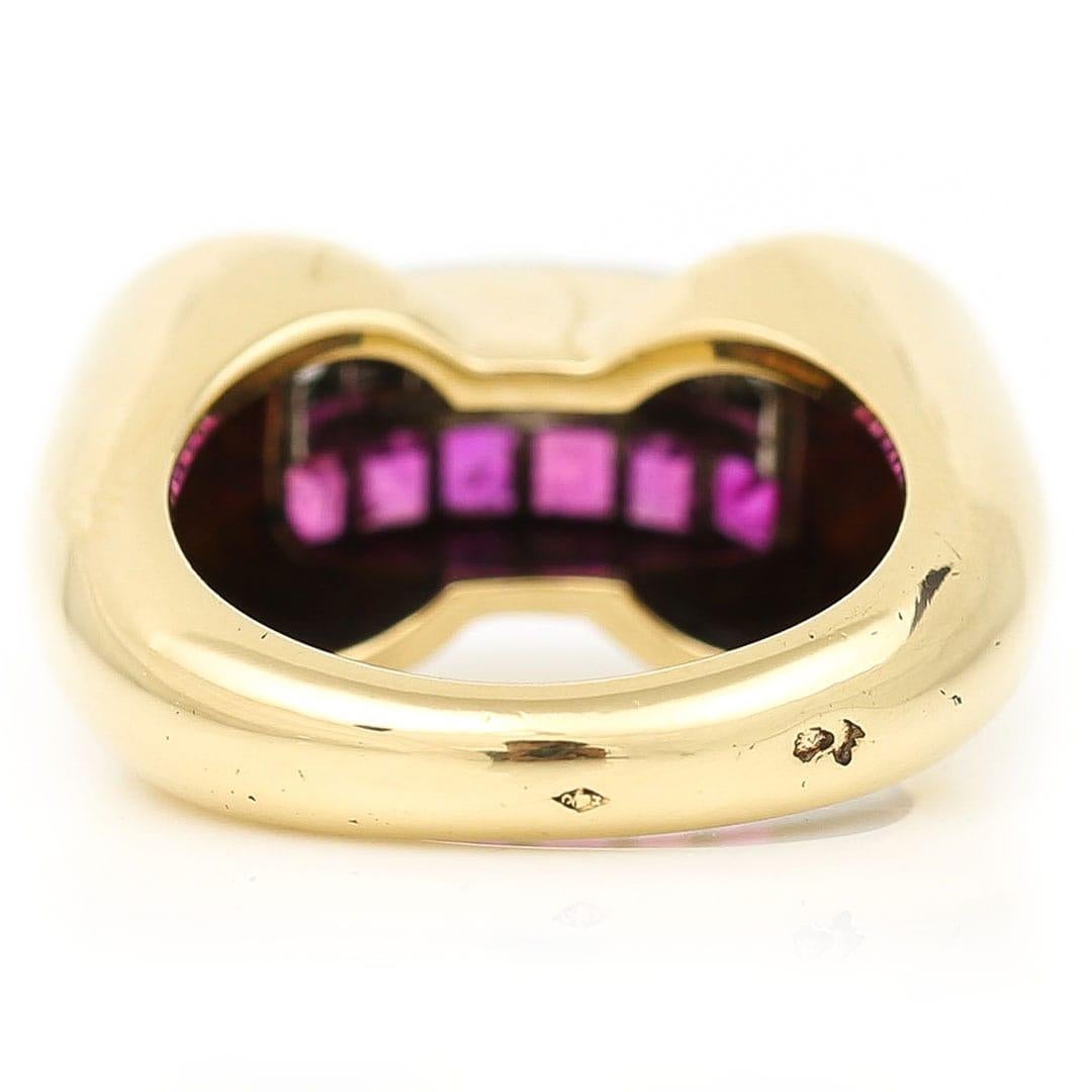 Art Deco 18ct Gold French Ruby and Diamond Tank Ring, Circa 1940 For Sale 2
