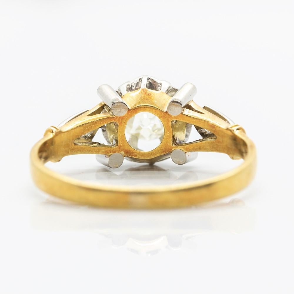 Old Mine Cut Art Deco 18 Karat Gold and Platinum Diamonds Engagement Ring
