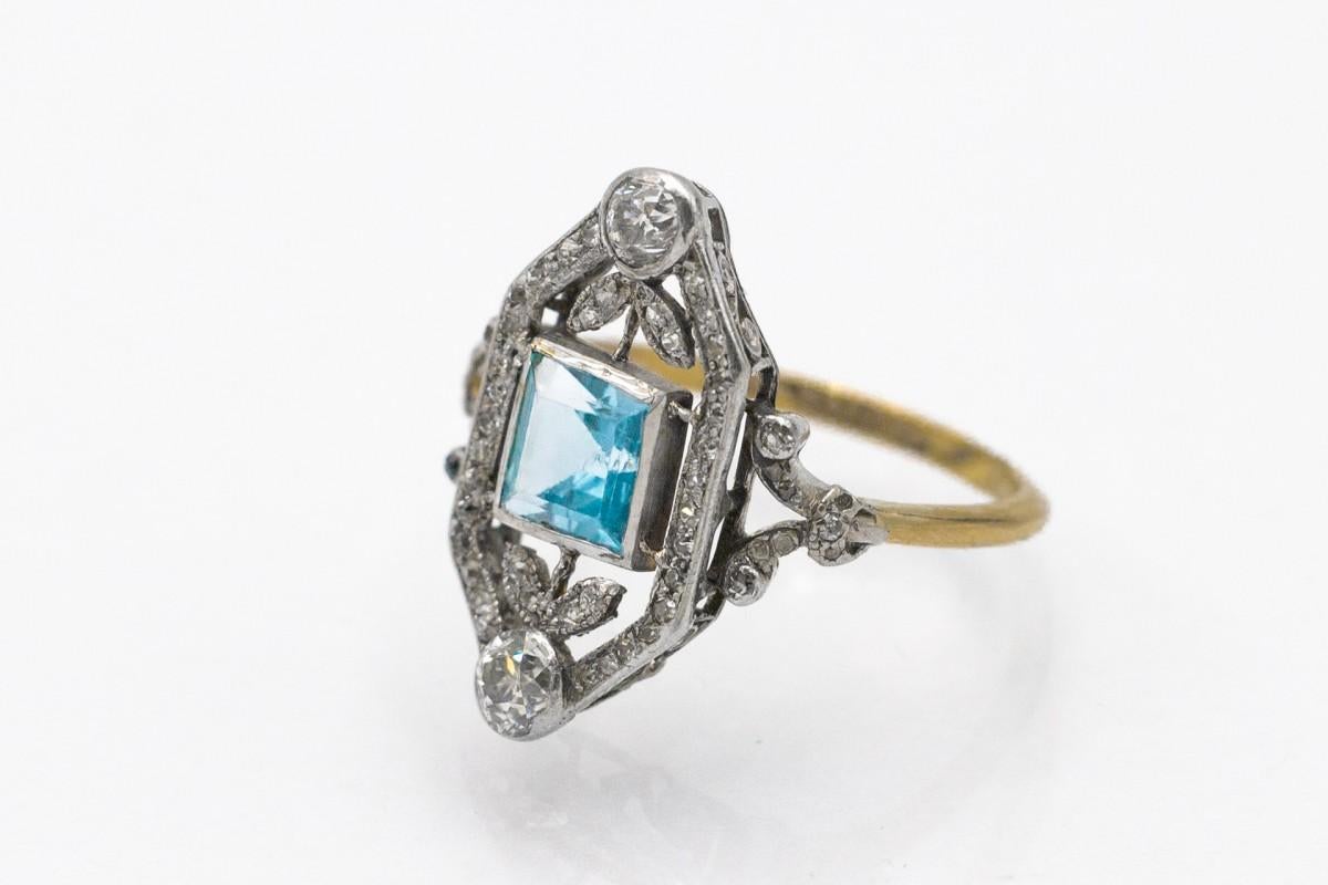 Square Cut Art Deco 18K Gold and Platinum Ring with Aquamarine and Diamonds For Sale