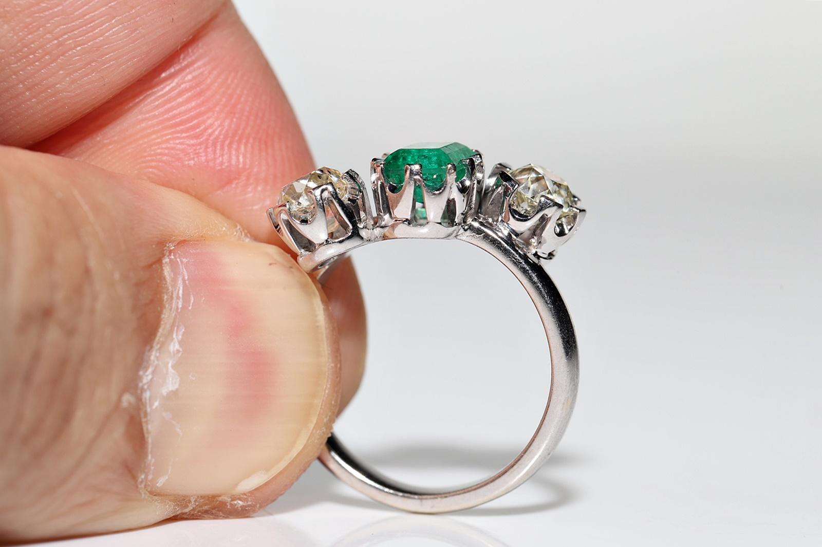 Art Deco 18k Gold Altminenschliff Diamant und Smaragd Dekorierter Ring  im Angebot 6