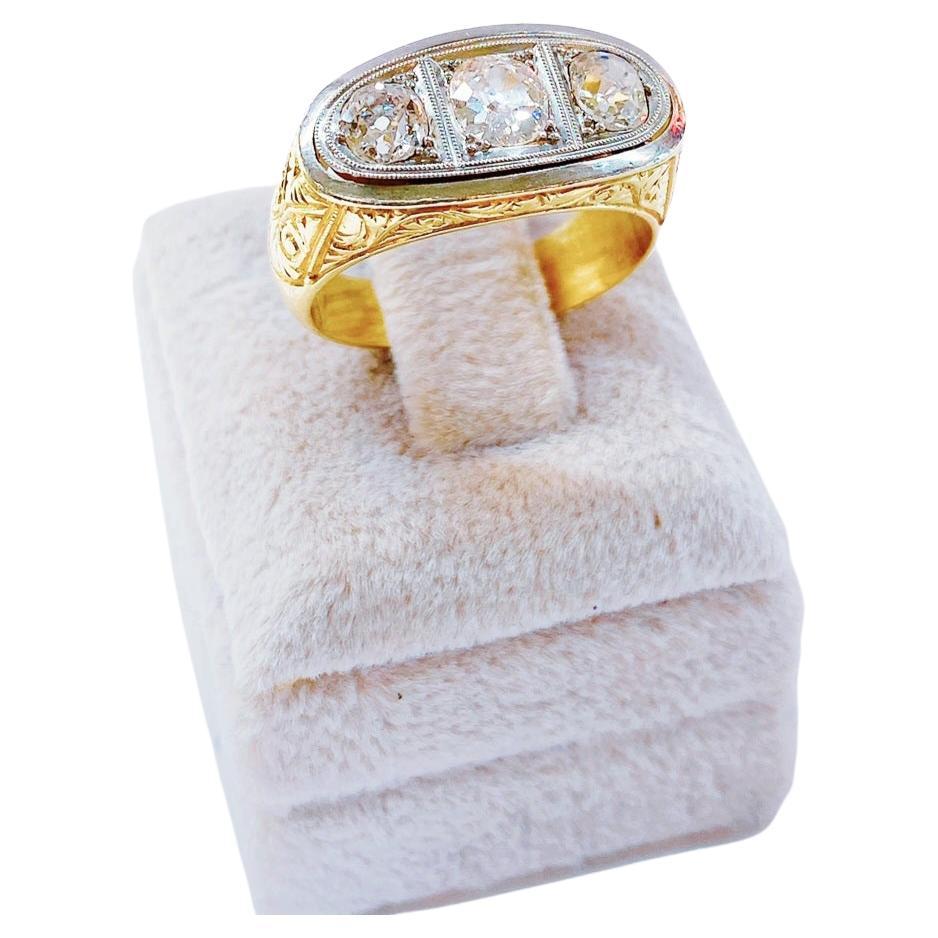 Art Deco Old Mine Cut Diamond Gold Ring In Good Condition In Cairo, EG