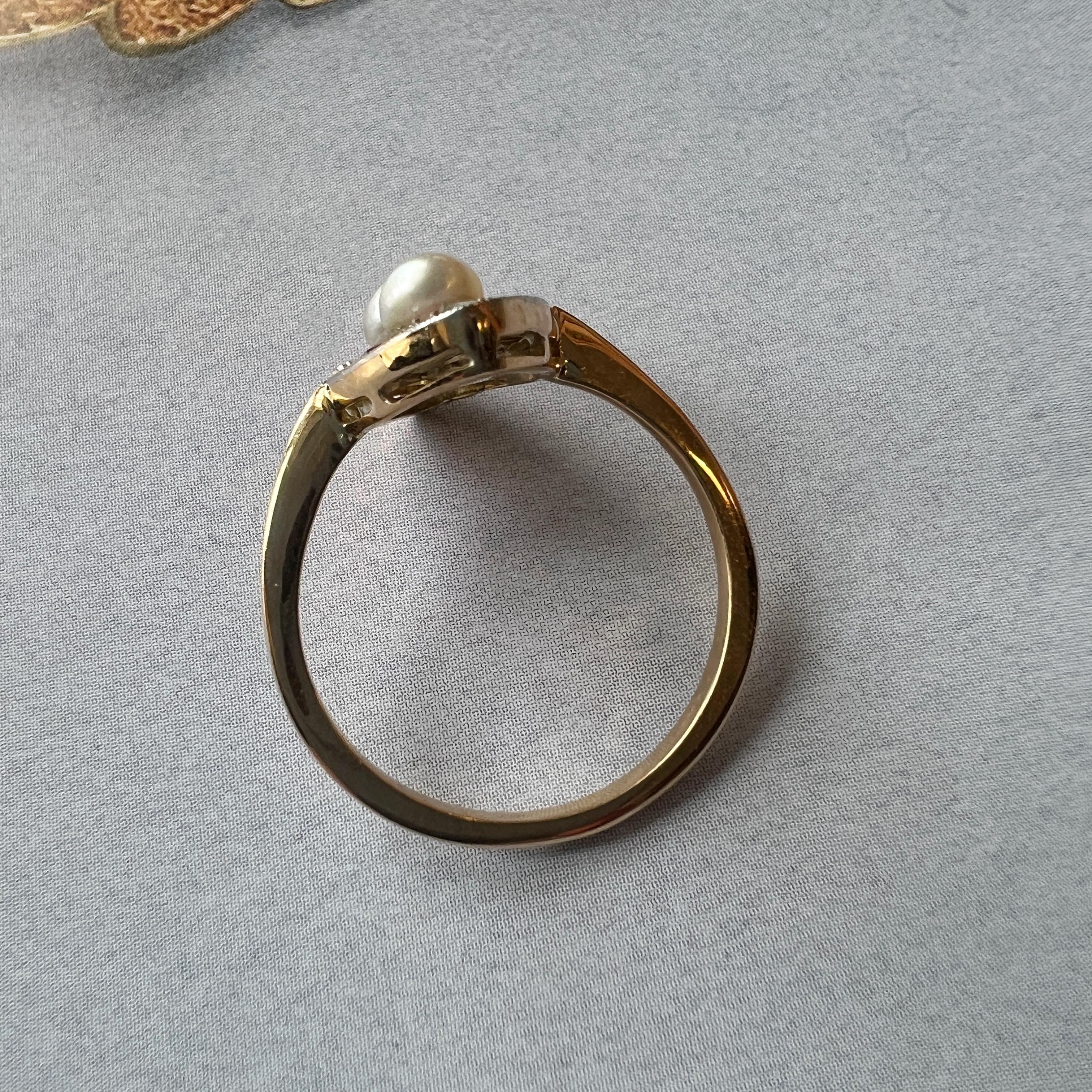 Women's or Men's Art Deco 18K gold pearl ruby diamond ring For Sale