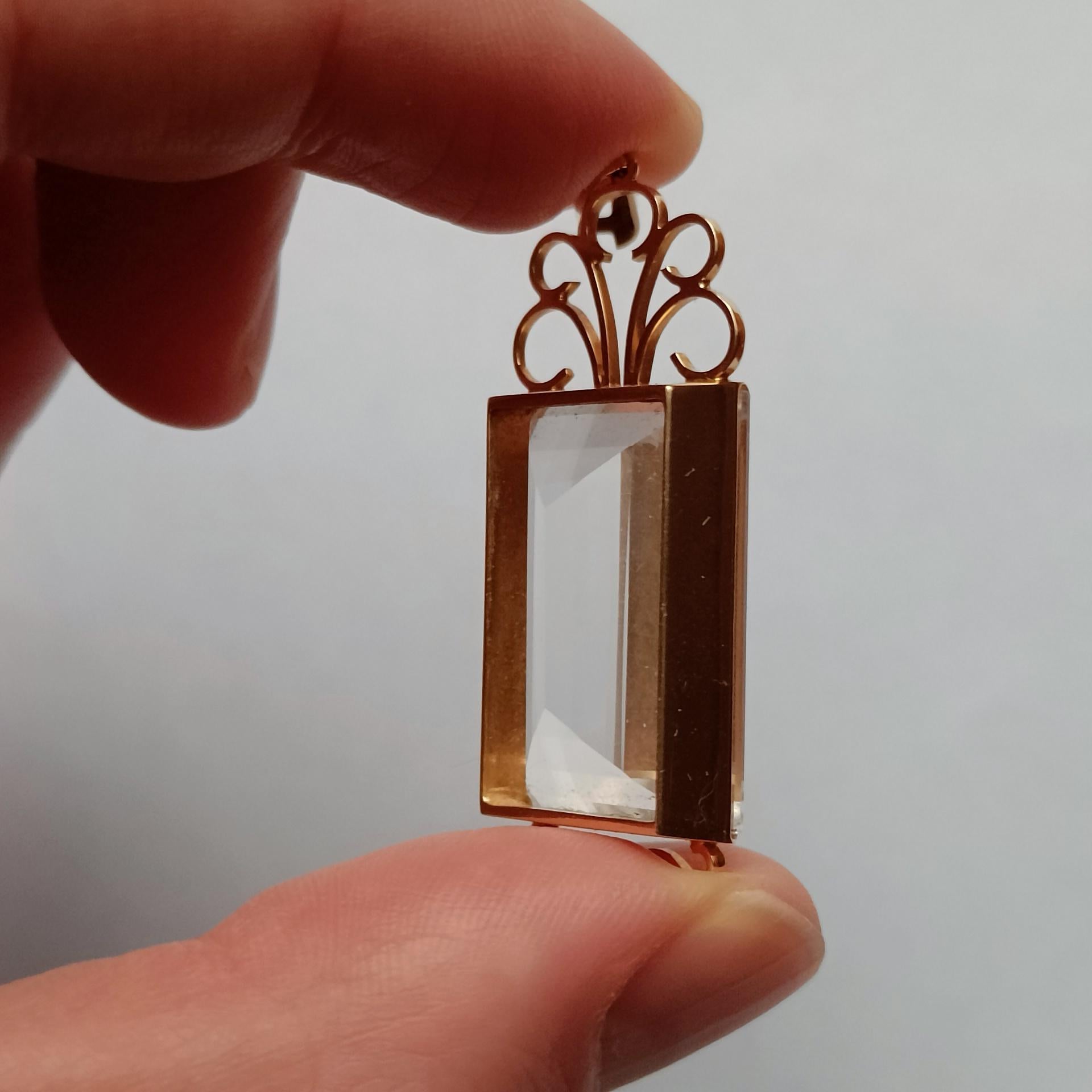 Ciondolo Art Deco in oro 18k con cristallo di rocca di Stigbert / Engelbert in vendita 1