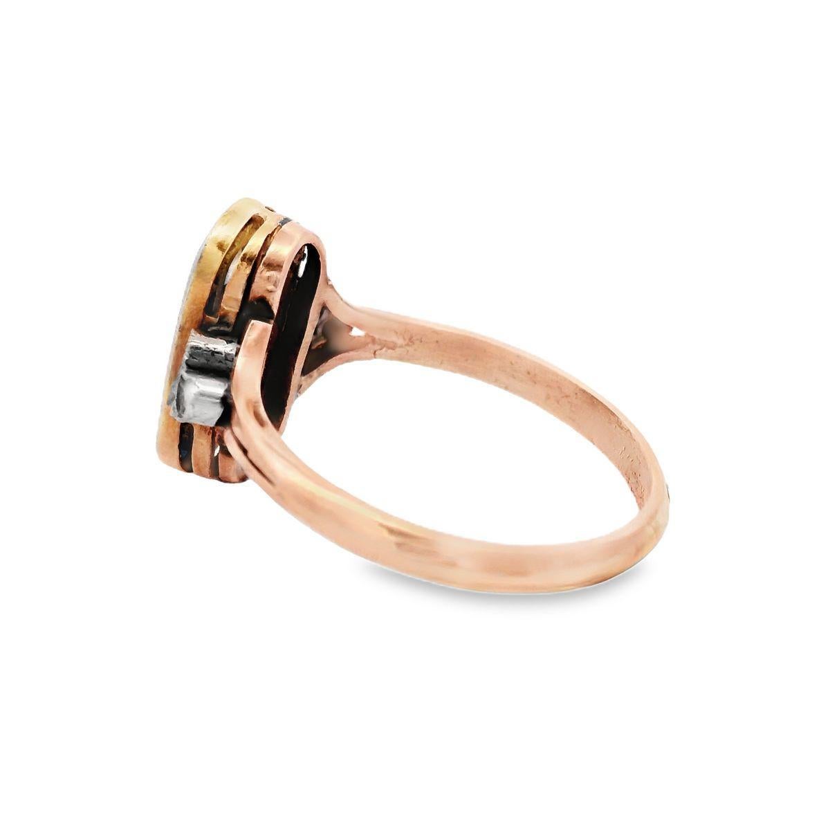 Art Deco Ring aus 18 Karat Gold und Platin mit Saphiren und Diamanten im Art déco-Stil im Angebot 2