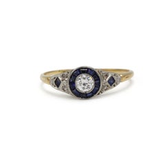 Art Deco 18K Gold Ring with Old-Cut Diamond and Calibrated Sapphires