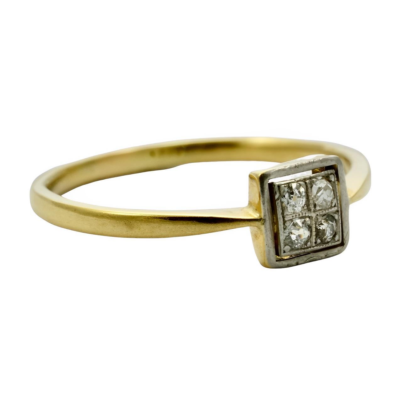Round Cut Art Deco 18K Gold Square Four Stone Diamond Ring For Sale