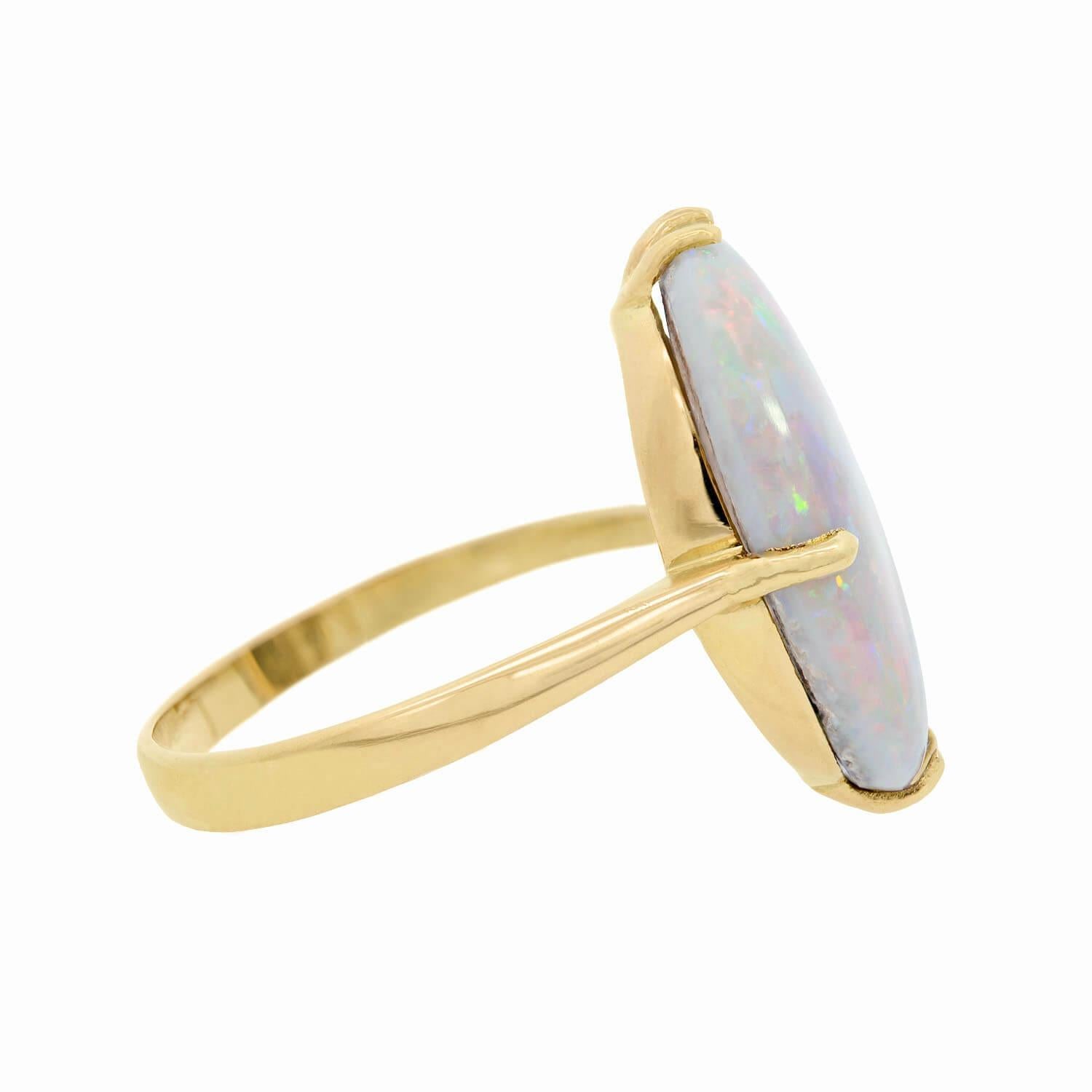 Round Cut Art Deco 18k Lightening Ridge Dark Opal Ring For Sale