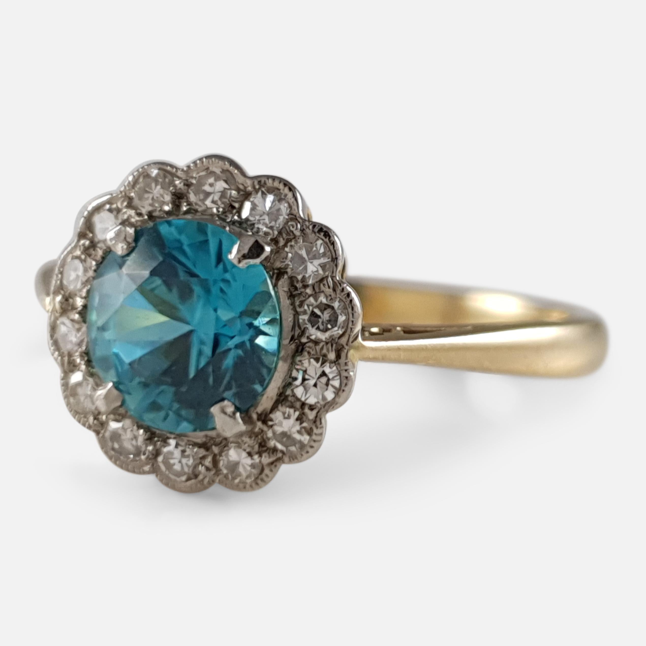 18 carat & Platinum Zircon & Diamond Daisy Cluster Ring, Circa 1930s For Sale 5