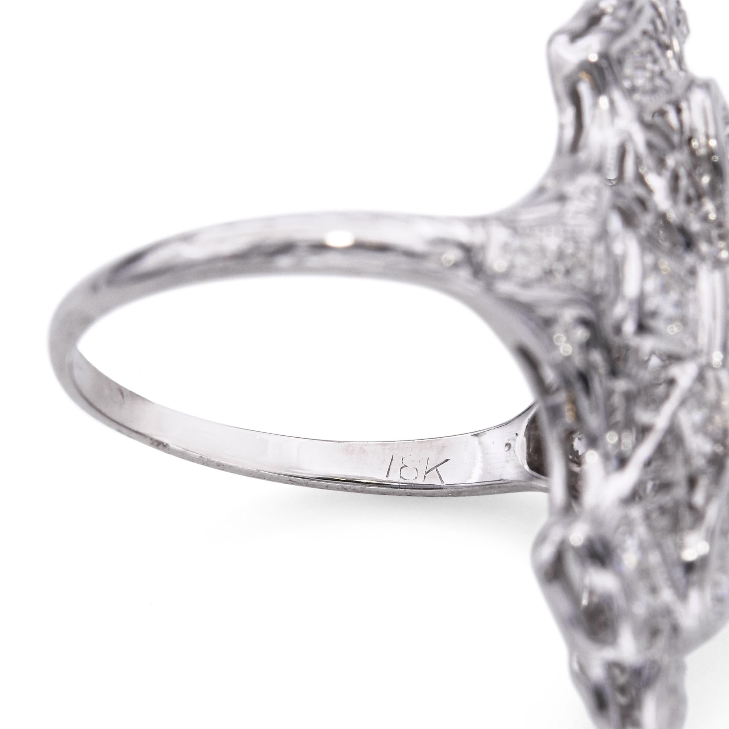 Bague Art Déco en or blanc 18 carats 0.67tcw Diamant Filigree Shield en vente 2