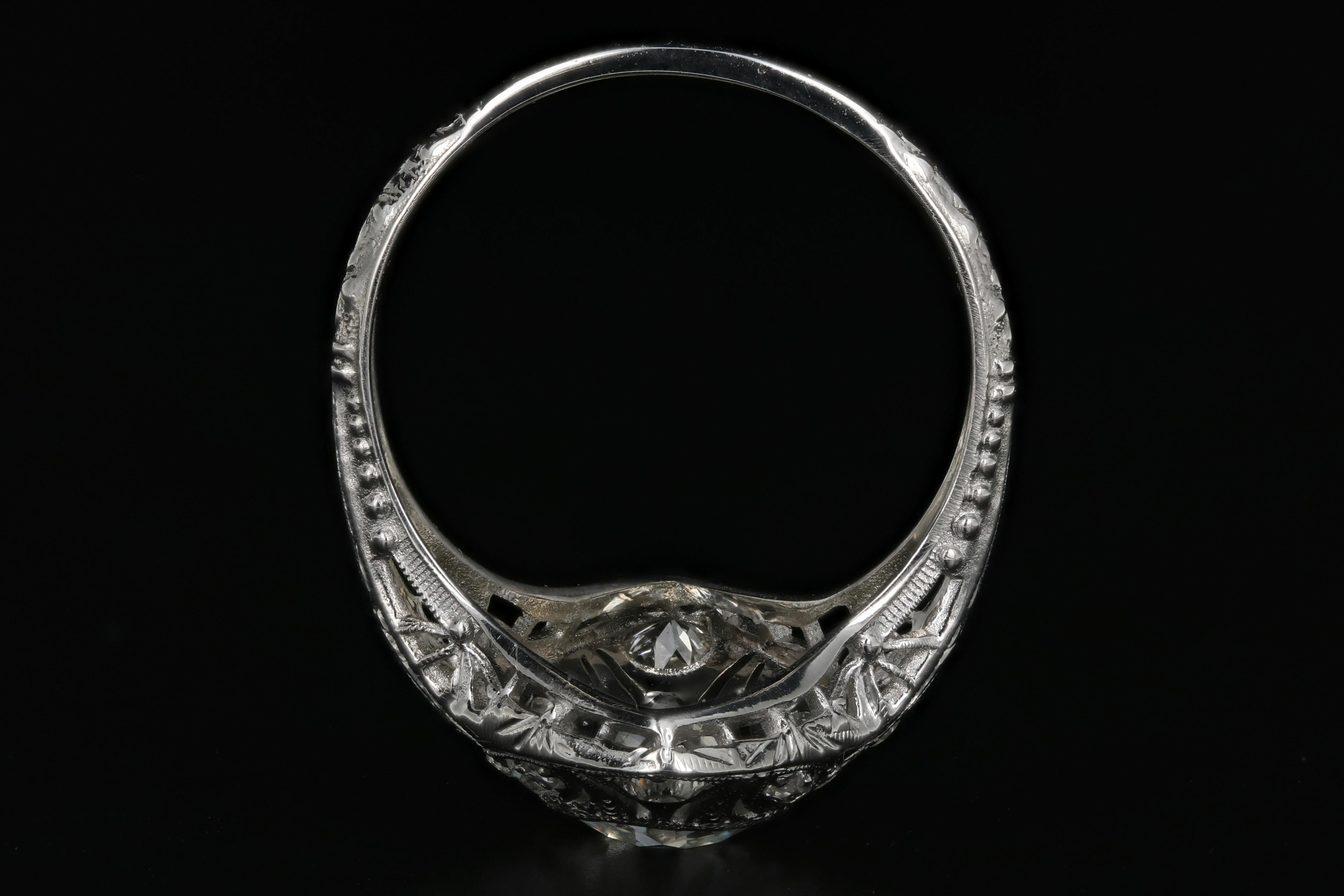Art Deco Platinum 1.15 Carat Old European Cut Diamond Ring GIA Certified For Sale 2