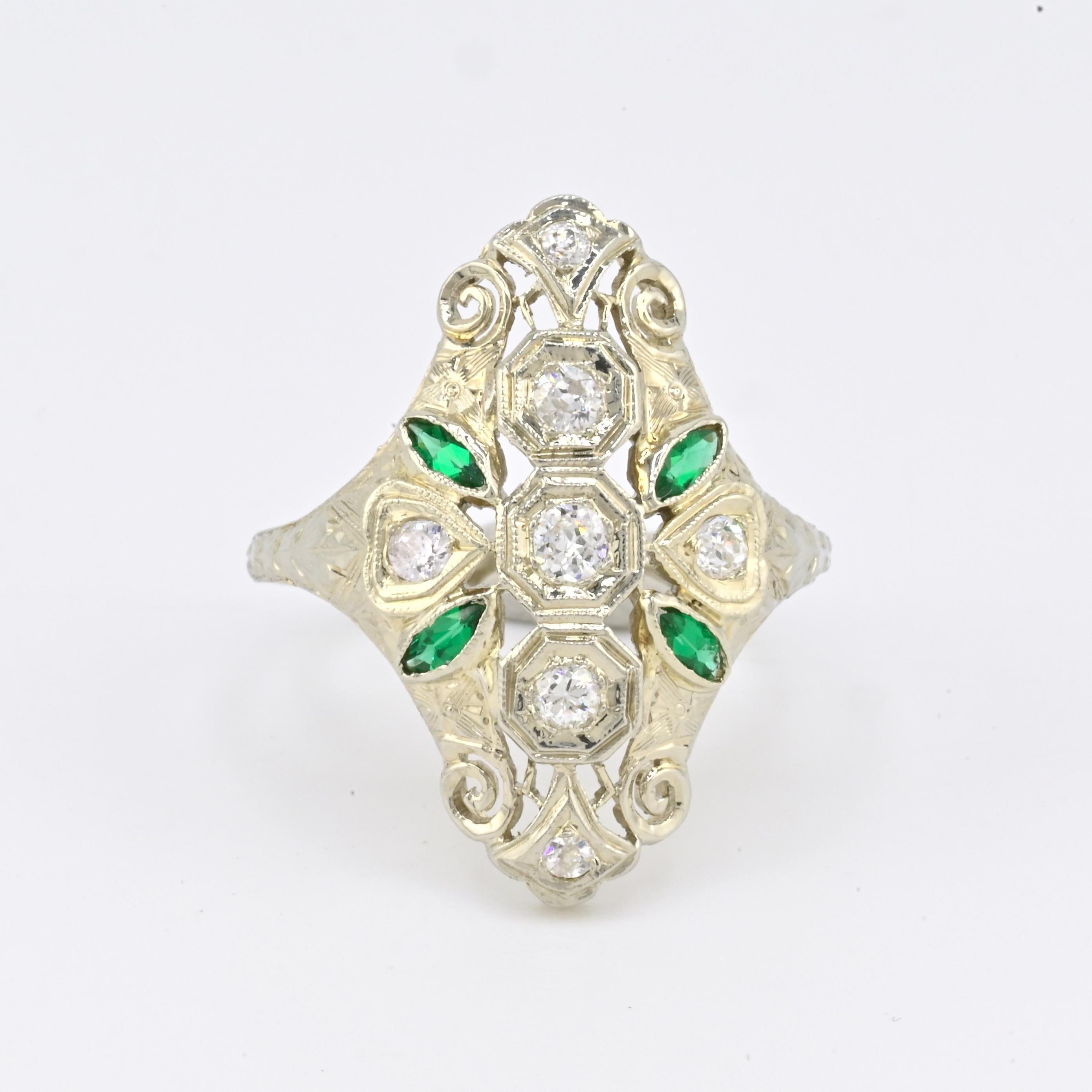 Anello Art Deco con diamanti in oro bianco 18 carati - Certificato IGI, 0,33 carati di diamanti naturali In condizioni buone in vendita a Media, PA