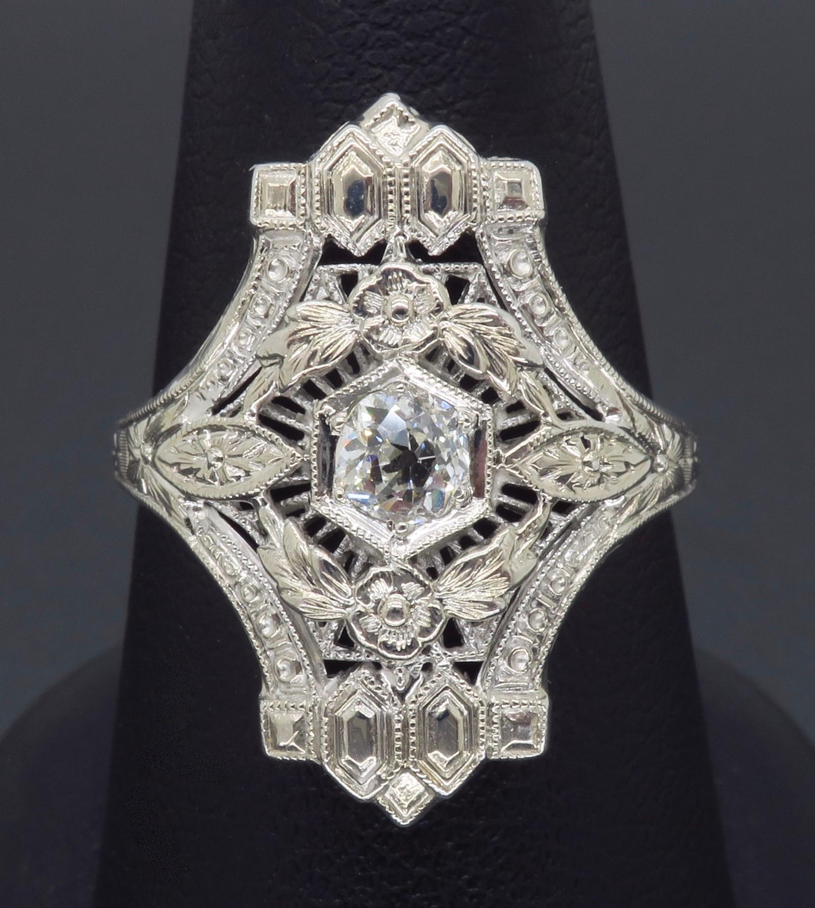Art Deco 18 Karat White Gold Diamond Shield Ring 3
