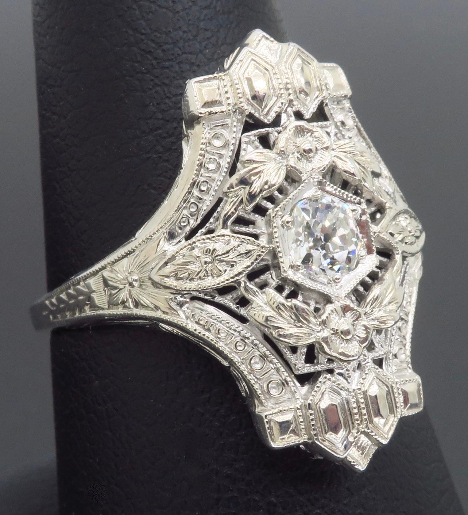 Art Deco 18 Karat White Gold Diamond Shield Ring 4