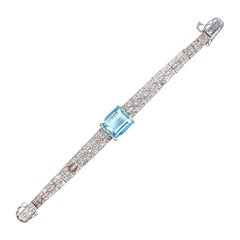 Bracelet Art Déco en or blanc 18k:: diamants et aigue-marine 11 carats