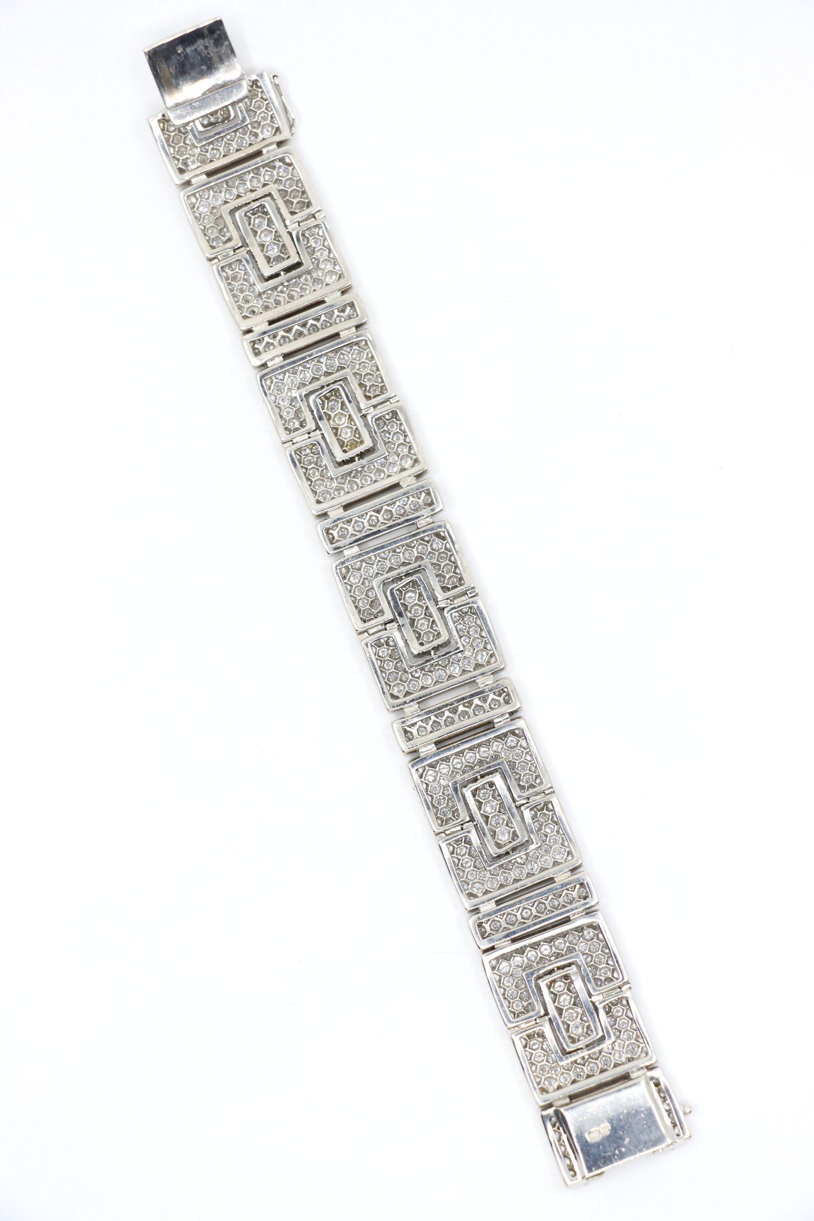 Art Deco 18K Weißgold Diamanten Armband im Angebot 3