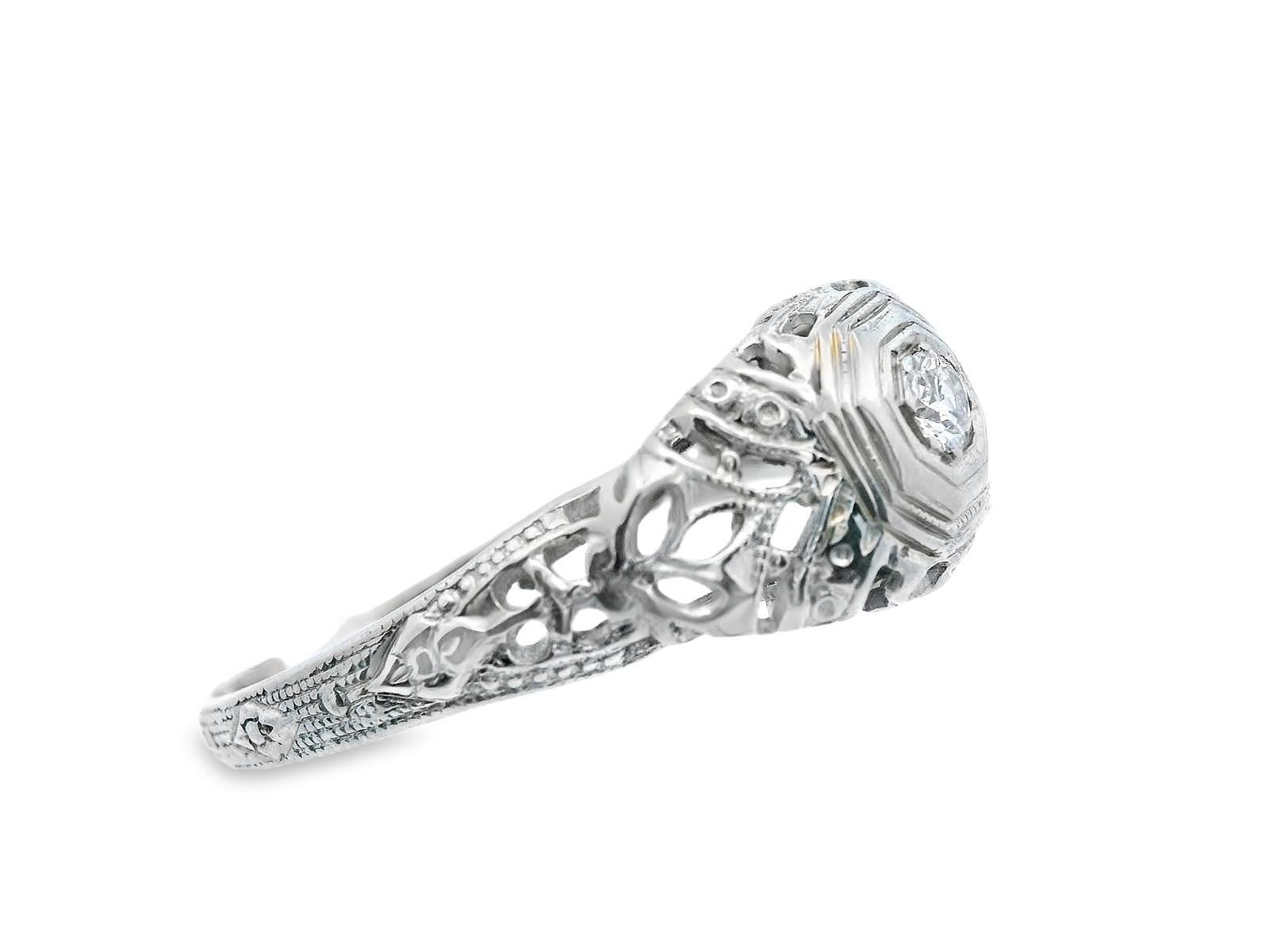 Old European Cut Art Deco 18k White Gold Euro Cut Diamond Filigree Engagement Ring For Sale