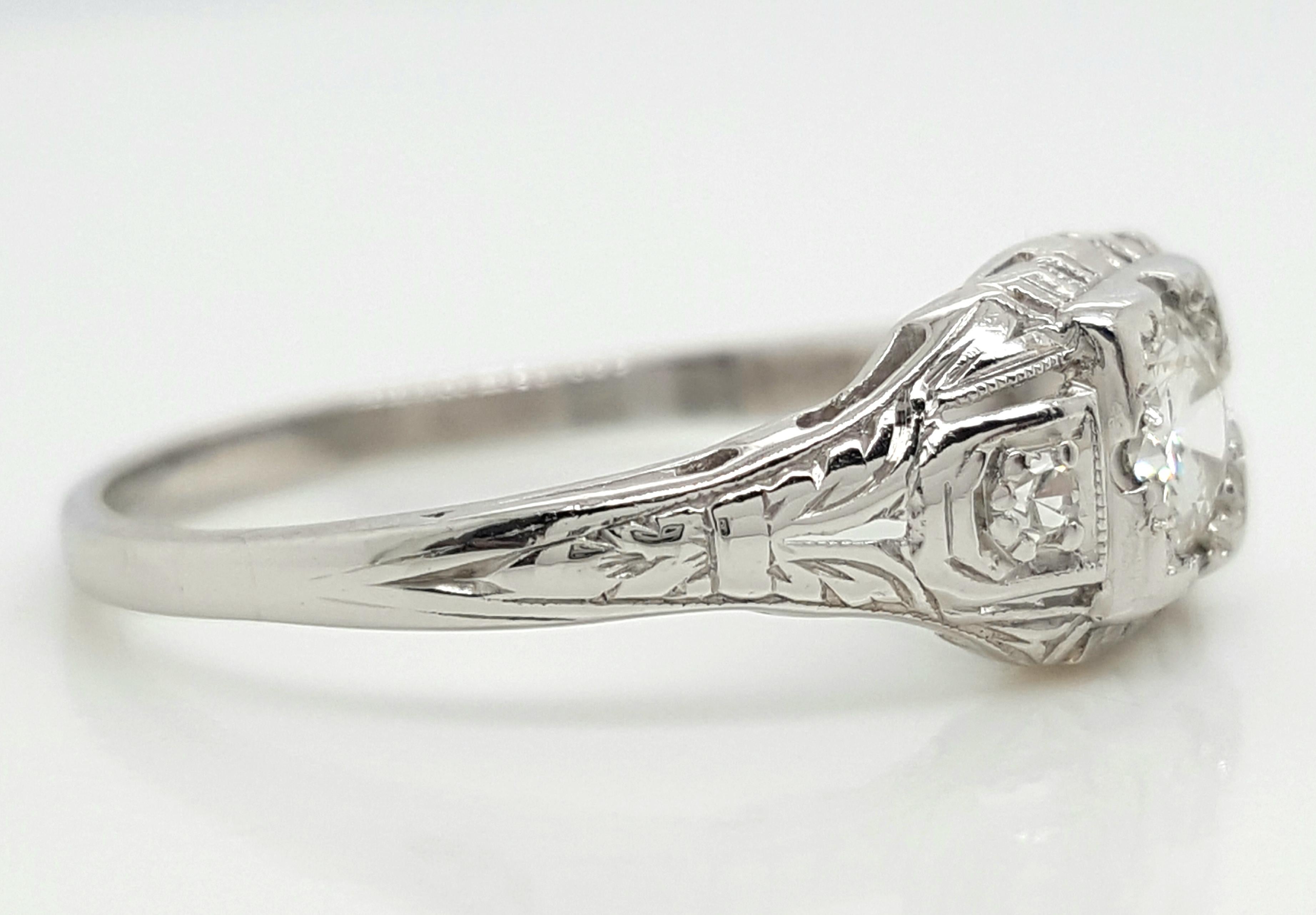 Art Deco 18 Karat White Gold Modified Round Brilliant Cut Diamond Ring For Sale 2