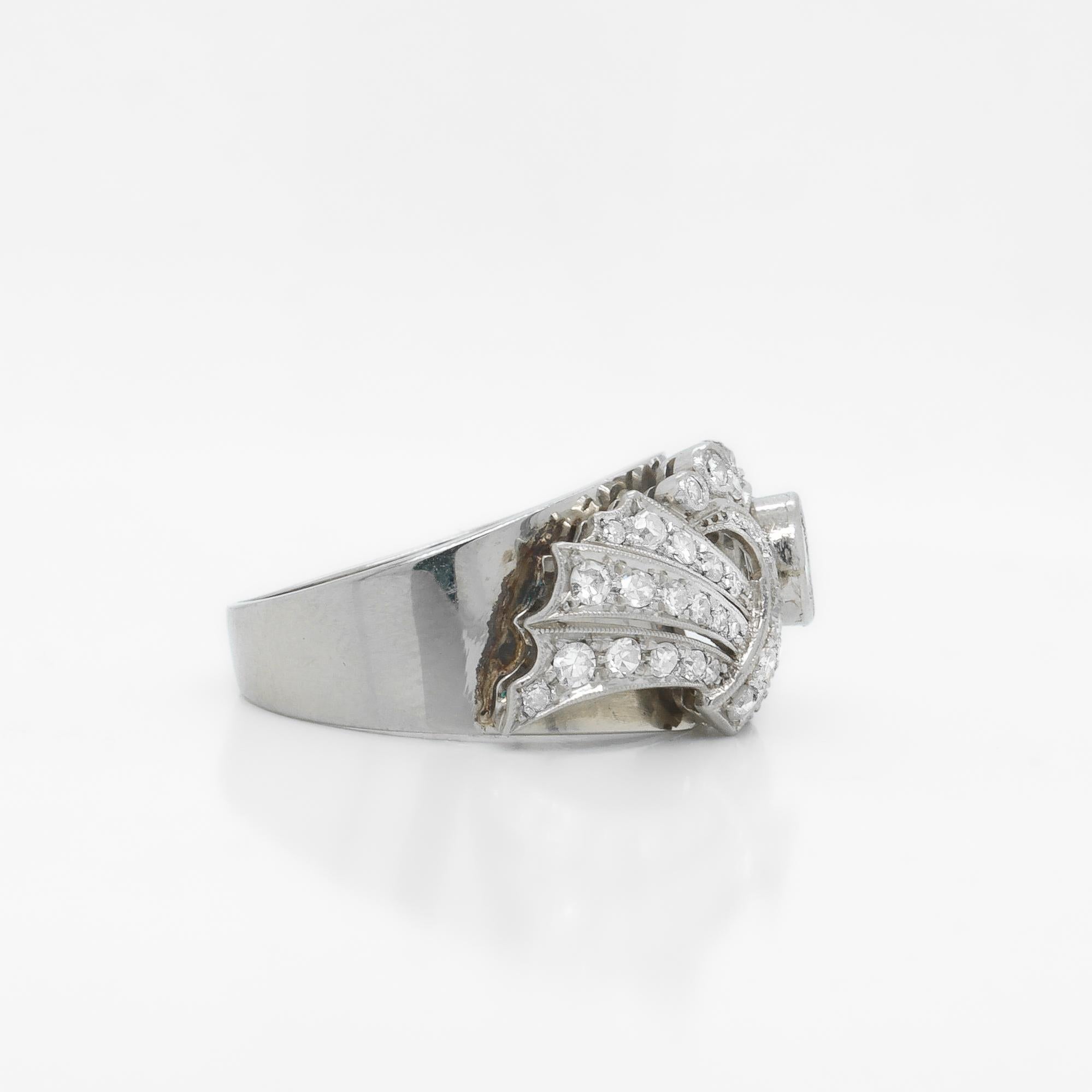 Art Deco 18K White Gold & Natural Old European Cut Diamond Cocktail Ring For Sale 6