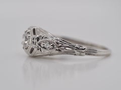 Anello Art Deco in oro bianco 18 carati con diamante vecchio taglio europeo, anni '30 circa