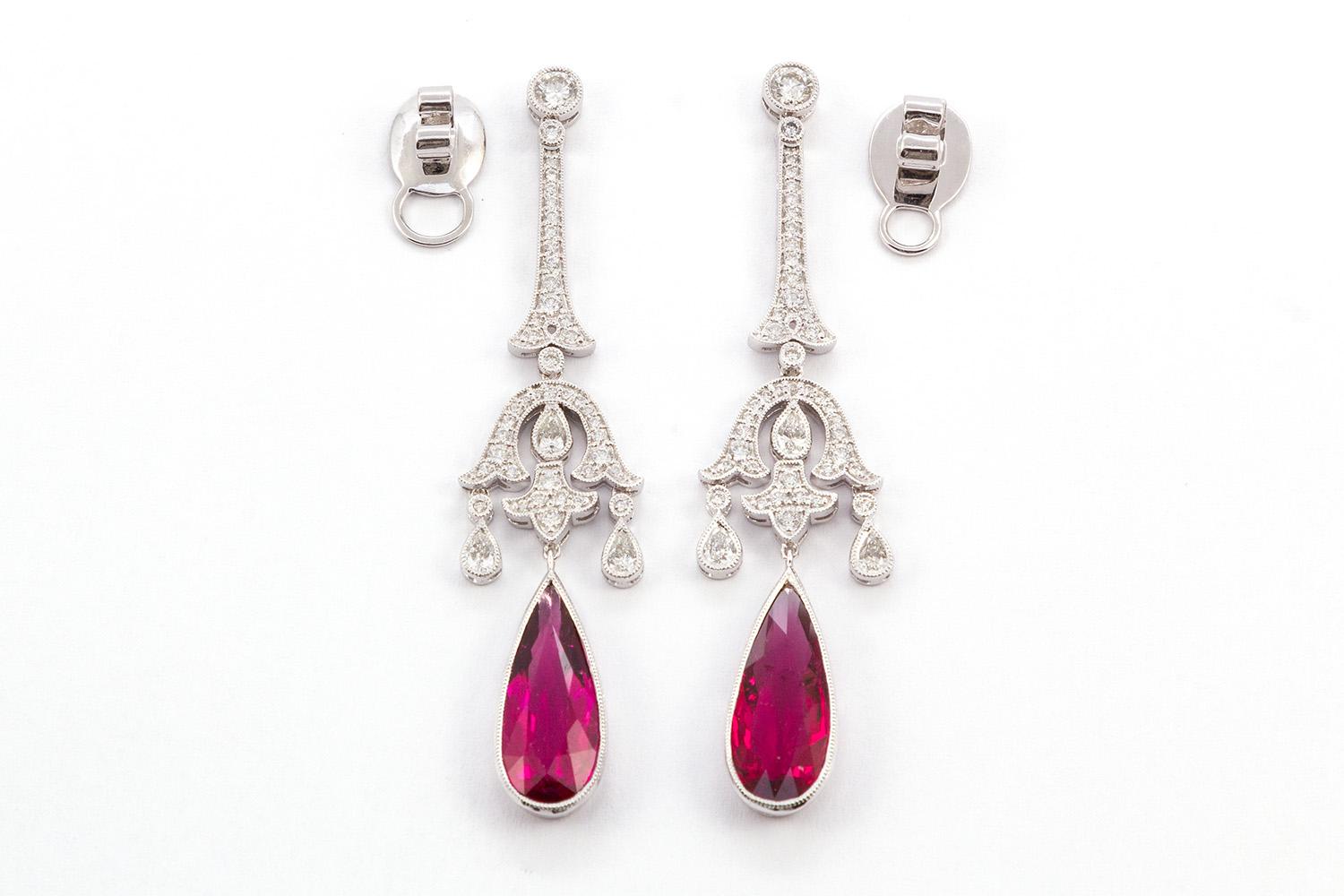 Art Deco Style 18 Karat White Gold Rubellite and Diamond Dangle Drop Earrings In Excellent Condition In Tustin, CA