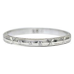 Art Deco 18 Karat Gold Antique Etched Geometric Wedding Band Thin Stackable