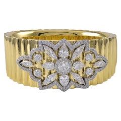 Art Deco 18K Yellow Gold 7.40 Carat Diamond Bangle