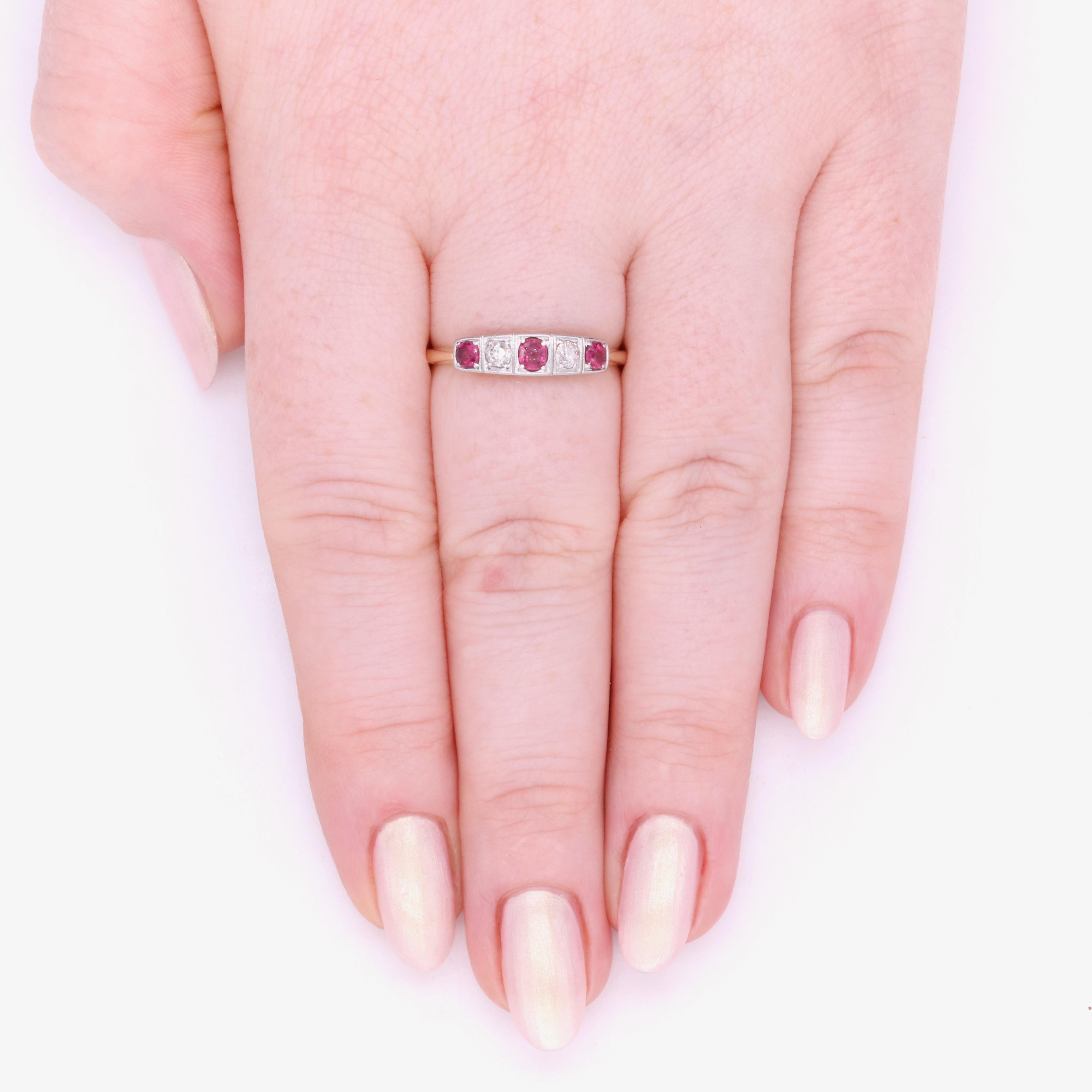 Art Deco 18K Yellow Gold and Platinum Ruby and Old Mine Cut Diamond 5 Stone Ring For Sale 5