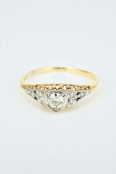 Art Deco 18 Karat Yellow Gold Platinum Diamond Heart Ring, 1930s