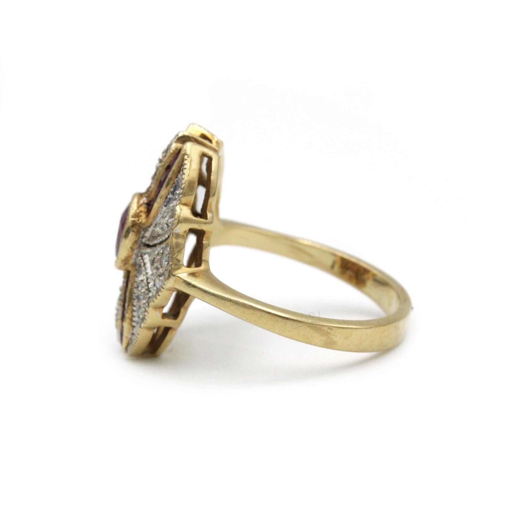 Round Cut Art Deco 18K Yellow Gold Ruby & Diamond Statement Cocktail Ring For Sale