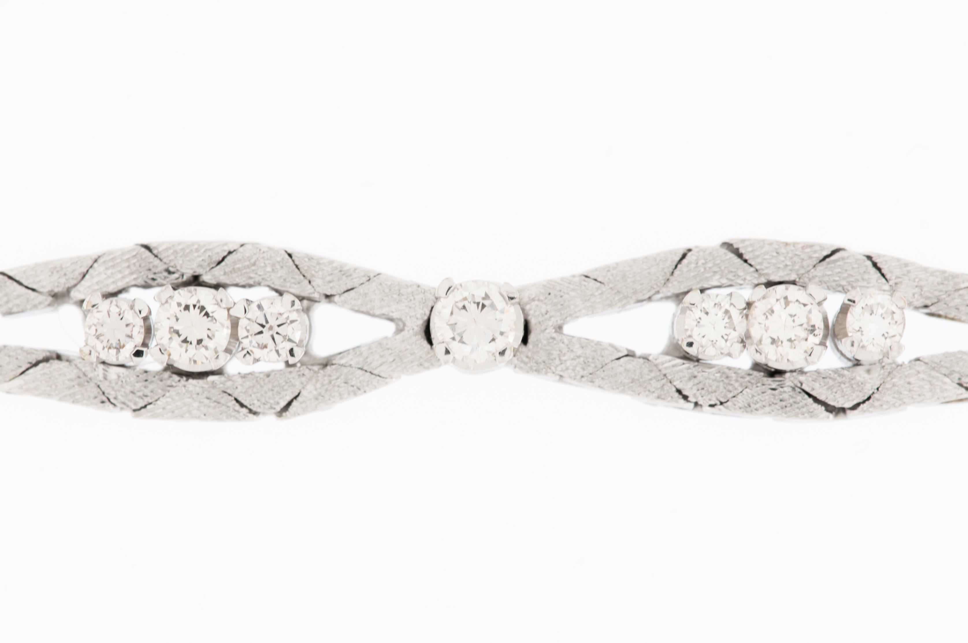 Brilliant Cut Art Deco 18kt Satined White Gold Bracelet with Diamonds For Sale