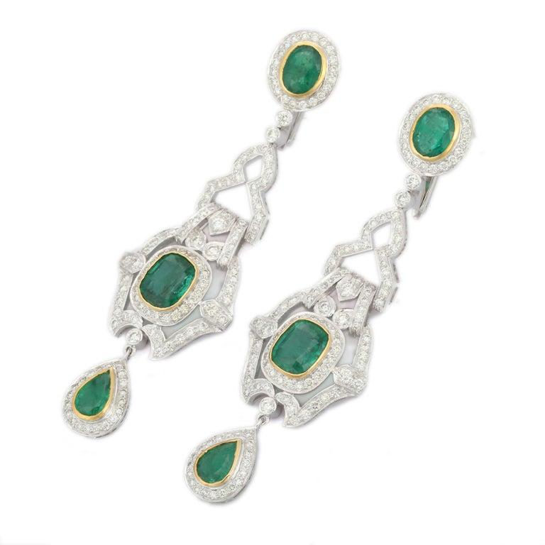 Women's Art Deco 18kt Solid White Gold Emerald Diamond Dangle Earrings For Women For Sale