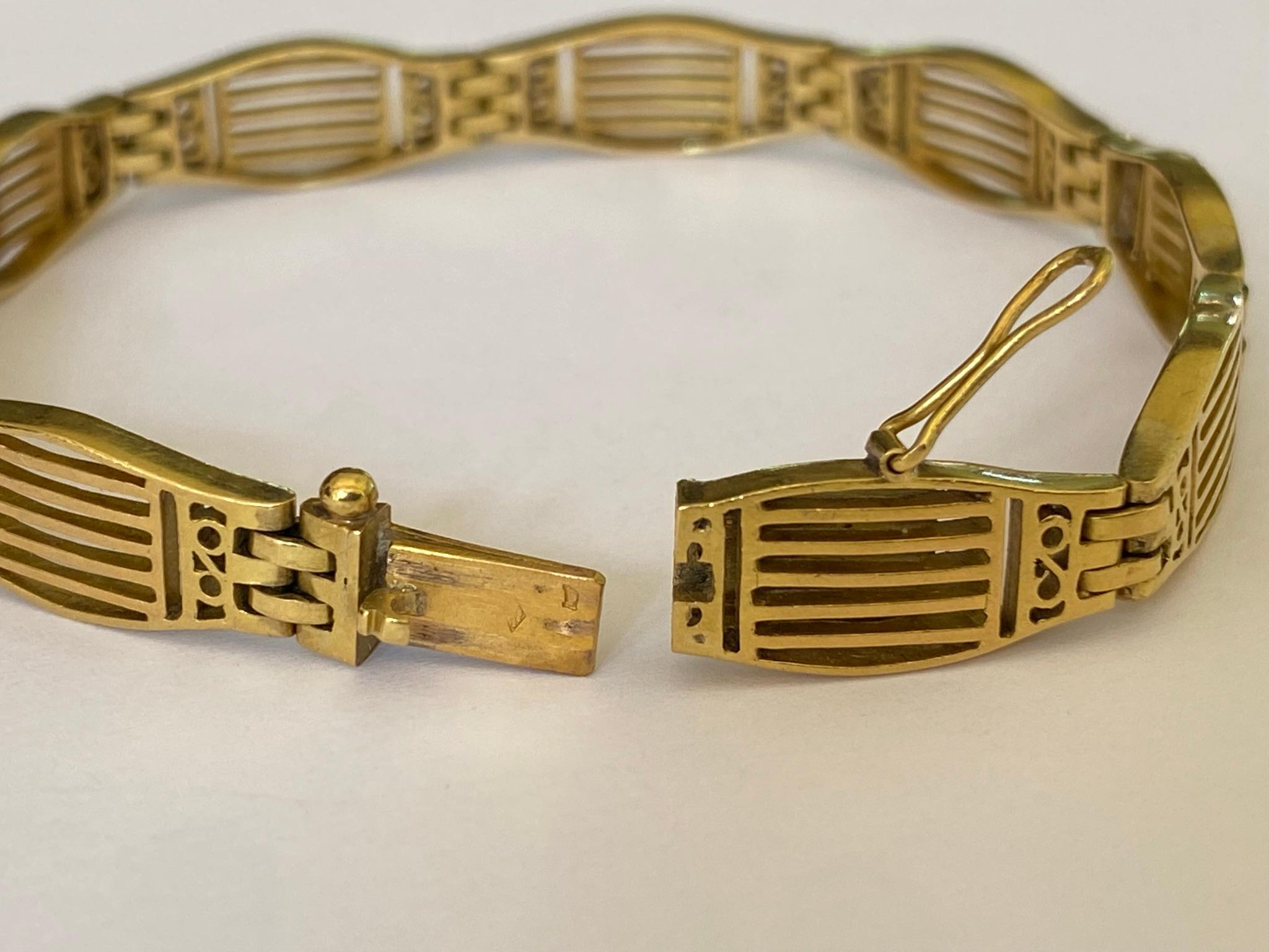 Art Deco 18kt Yellow Gold French Link Bracelet  In Good Condition For Sale In Denver, CO