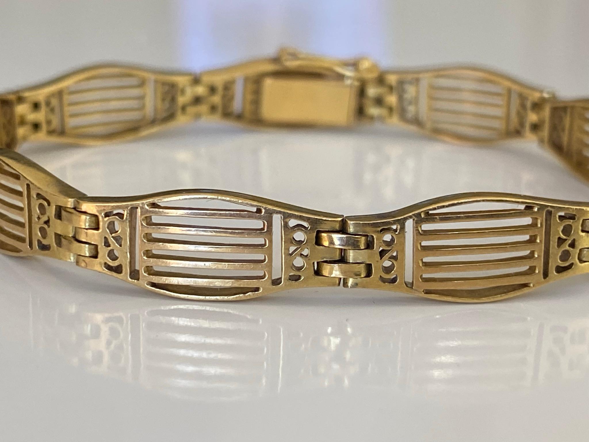 Art Deco 18kt Yellow Gold French Link Bracelet  For Sale 5