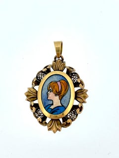 Art Deco 18kt Yellow Gold French Pendant Enamel Portrait