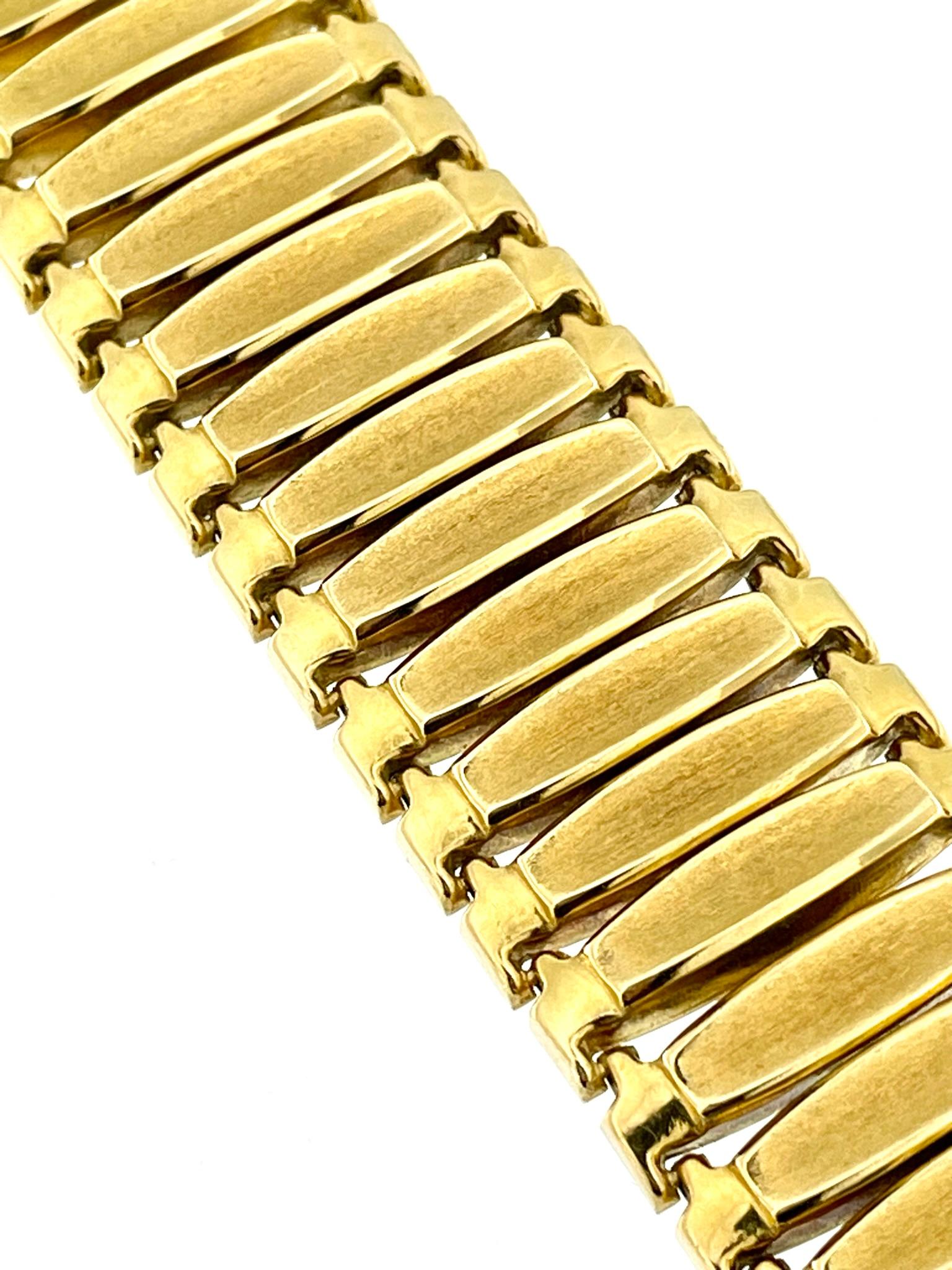 Women's or Men's Art Deco 18kt Yellow Gold Wide Flexible French Bracelet For Sale