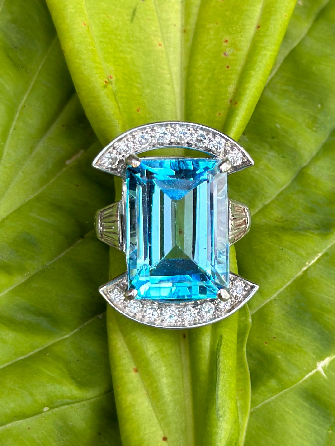 Art Deco 19 Carat Blue Topaz 24 Diamond Platinum Cocktail Ring Statement Ring For Sale 2